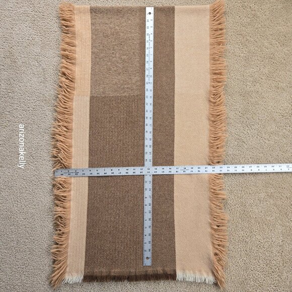NWOT Cashmere Scarf Paneled Design Fringed On All Sides - Picture 15 of 16